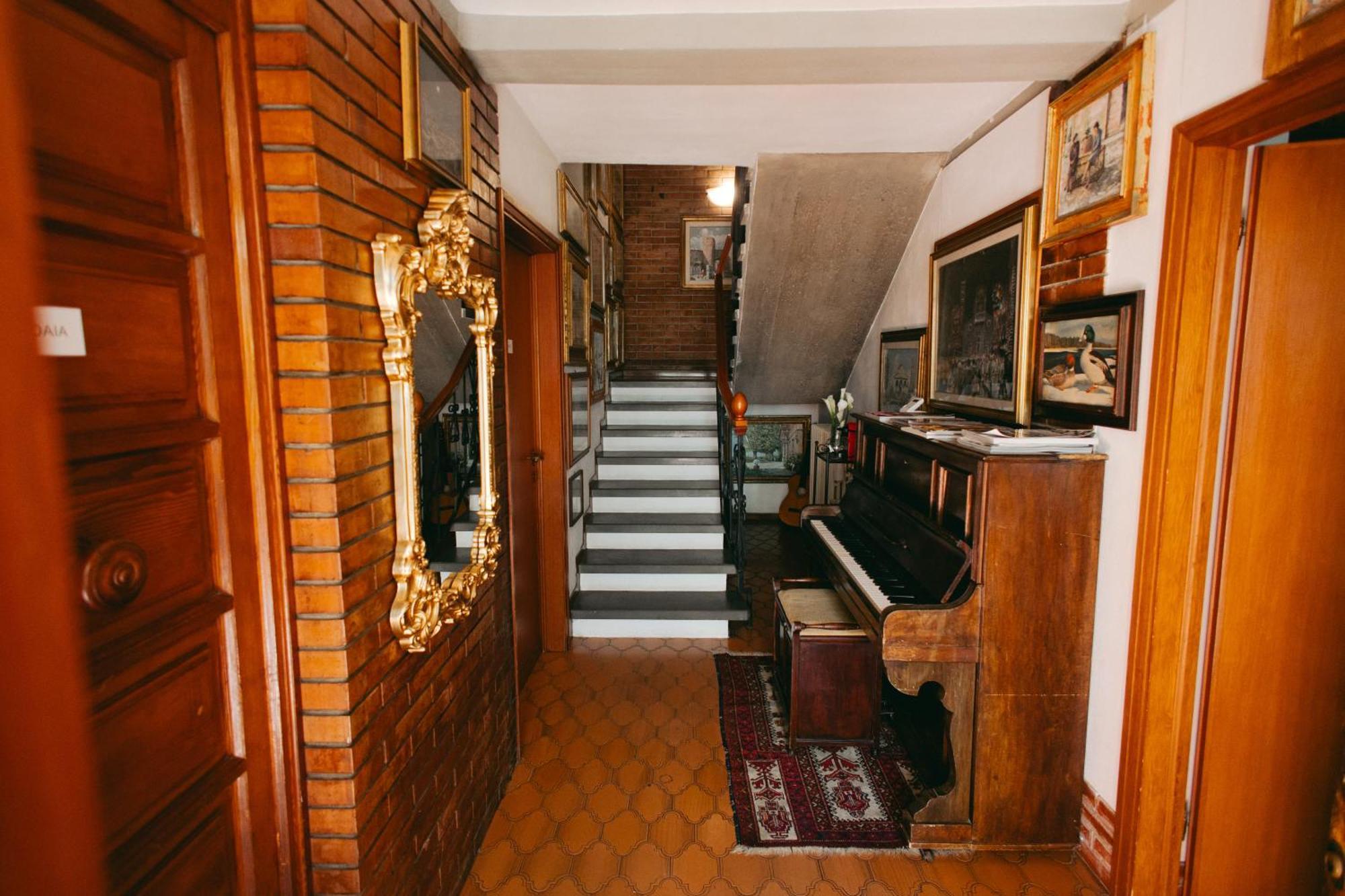 Отель Enzo'S House Лукка Экстерьер фото